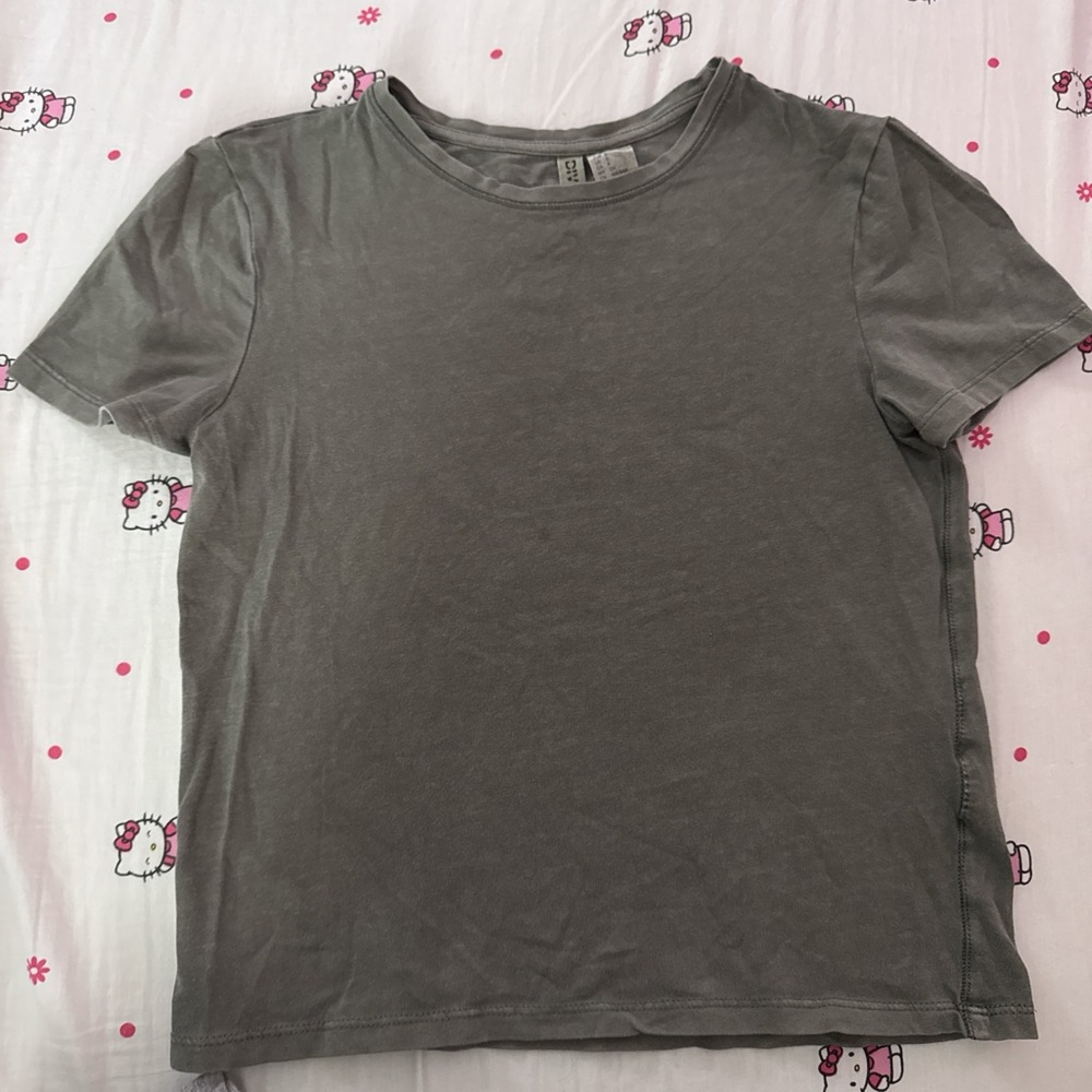 H&M Gray Short Sleeve Tee